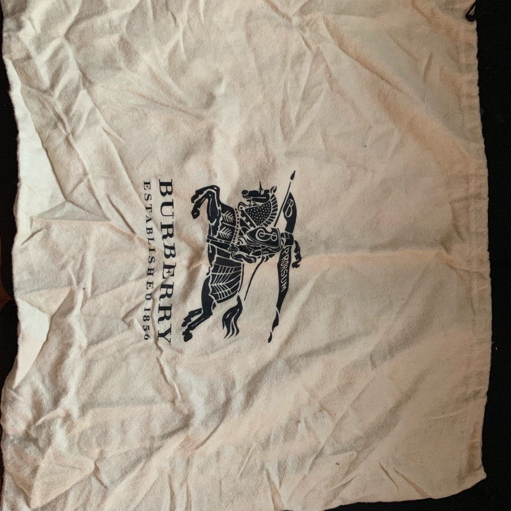 Large Burberry duster bag